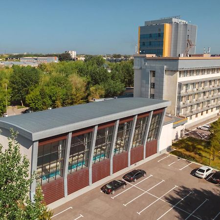 Hotel Cosmonaut Karagandy Esterno foto
